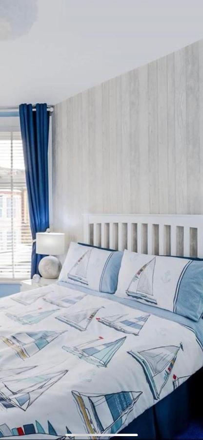 By The Seaside Bed & Breakfast Blackpool Dış mekan fotoğraf