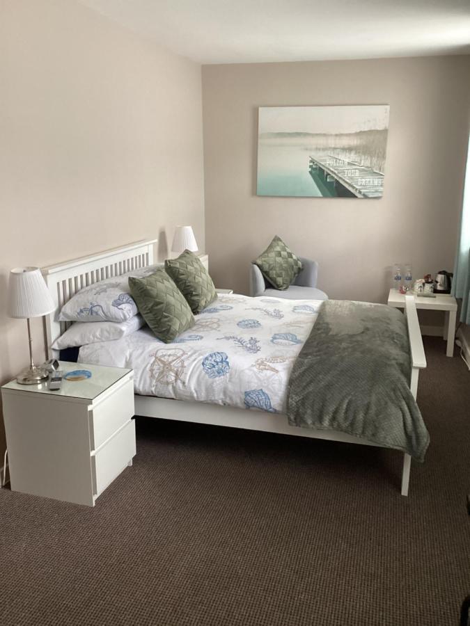 By The Seaside Bed & Breakfast Blackpool Dış mekan fotoğraf