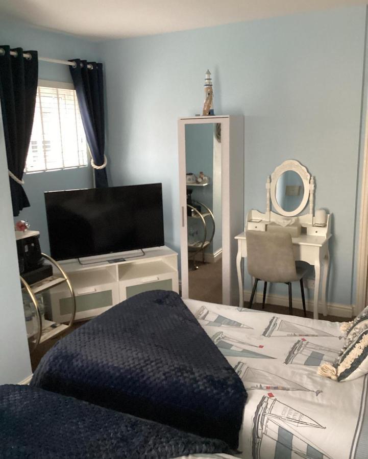 By The Seaside Bed & Breakfast Blackpool Dış mekan fotoğraf